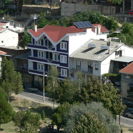 Hotel Leder Kočani Exteriér fotografie